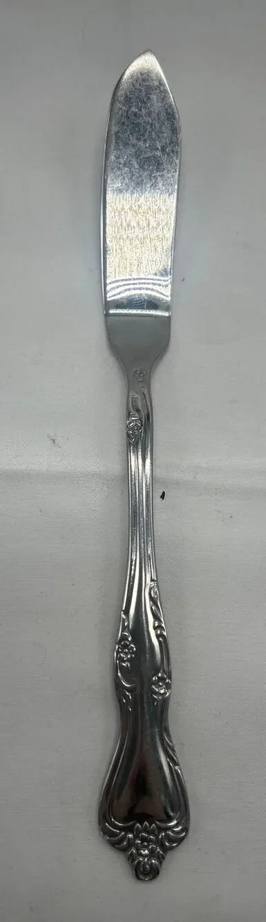 Oneida 18/0 Stainless Steel Butter Knife Wordsworth Replacemnt Flatware Spreader